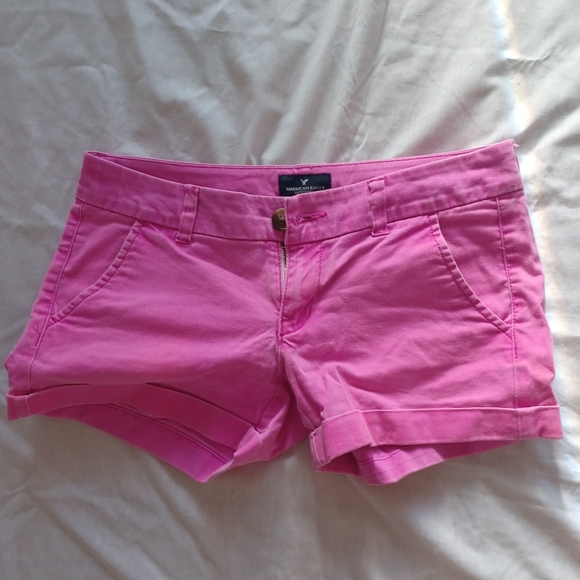 American Eagle Pink Women's Midi Shorts - Picture 1 of 4